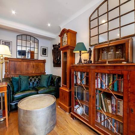 Outstanding Antique 1Br Flat In Soho Apartamento Londres Exterior foto