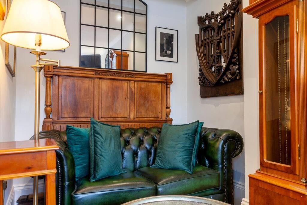 Outstanding Antique 1Br Flat In Soho Apartamento Londres Exterior foto